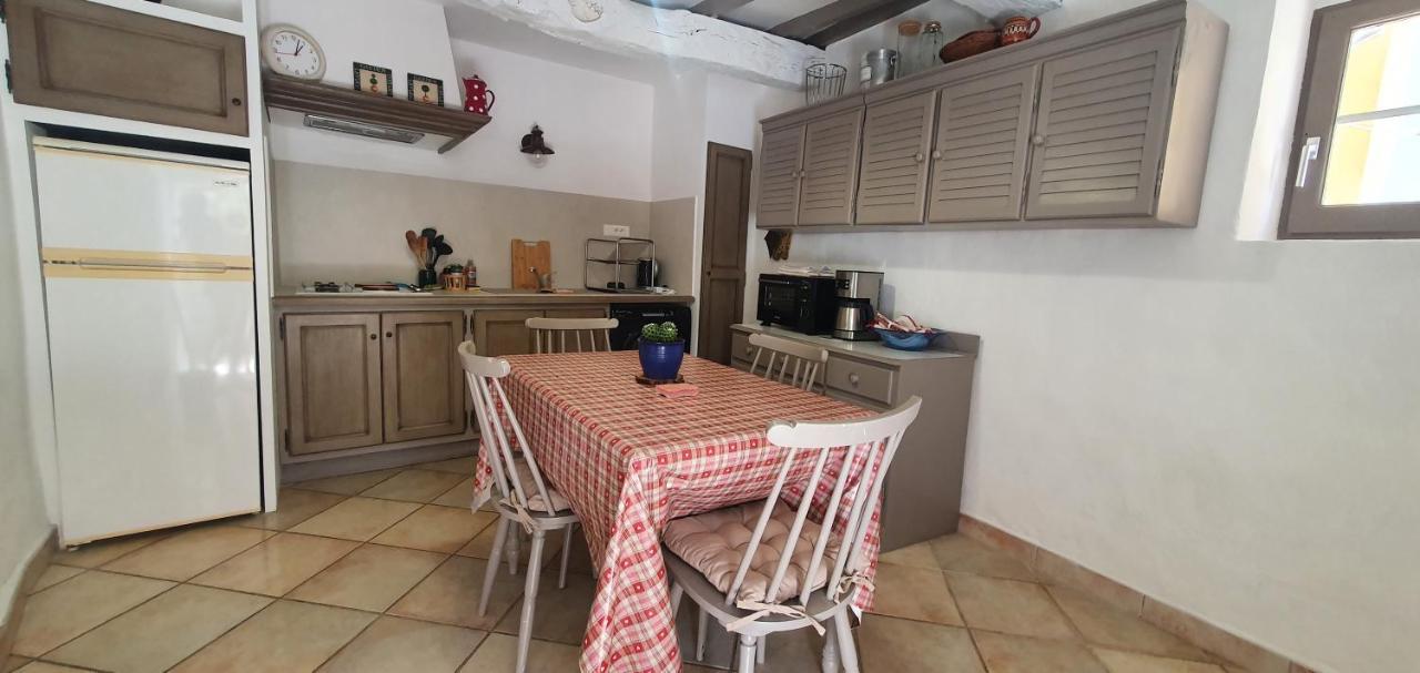 La Carriera, Petite Maison Sud Ventoux, Au Charme Provencal Bédoin Exterior foto